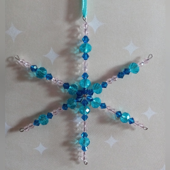 Medium Glass Snowflake Ornament - Picture 1 of 8